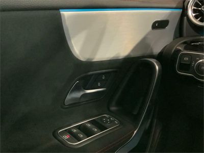 Mercedes CLA 180