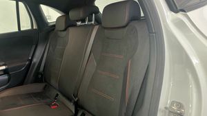 Mercedes GLA 200 AMG Line (EURO 6d)  - Foto 2