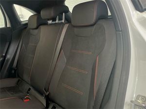 Mercedes GLA 200 AMG Line (EURO 6d)  - Foto 2