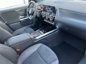 Mercedes GLA 220 D 4MATIC  - Foto 2