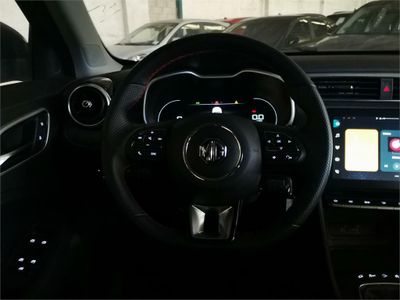 MG ZS 1.5 Luxury
