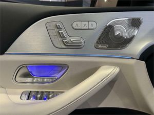 Mercedes GLS 350 D 4MATIC  - Foto 2