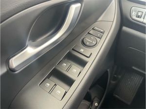 Hyundai i30 1.5 DPI Klass SLX  - Foto 2