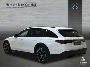 Mercedes Clase E 220 d 4MATIC All-Terrain Estate  - Foto 2