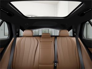 Mercedes Clase E 220 d 4MATIC All-Terrain Estate  - Foto 2