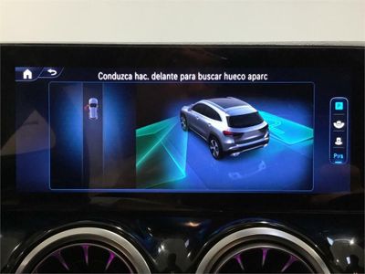Mercedes GLA 250 e con tecnología híbrida EQ