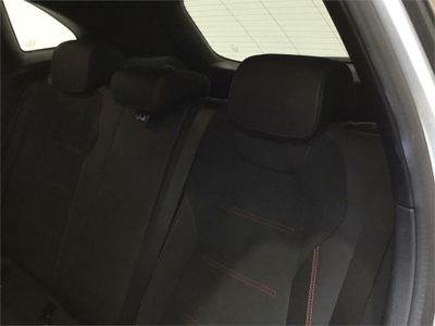 Mercedes GLA 250 e con tecnología híbrida EQ