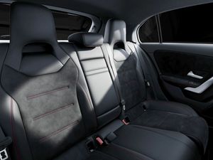 Mercedes Clase A 180 AMG Line (EURO 6d)  - Foto 2