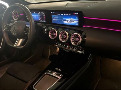 Mercedes Clase A 180 AMG Line (EURO 6d)