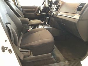 Mitsubishi Montero 3.2 DI-D Spirit Auto  - Foto 2