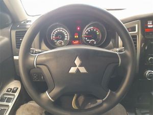 Mitsubishi Montero 3.2 DI-D Spirit Auto  - Foto 2
