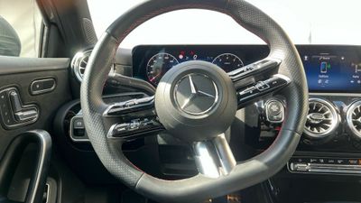 Mercedes Clase A 180 Sedán