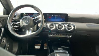 Mercedes Clase A 180 Sedán