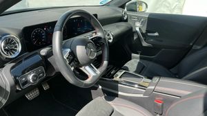Mercedes Clase A 180 Sedán  - Foto 2