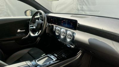 Mercedes Clase A 180 Sedán