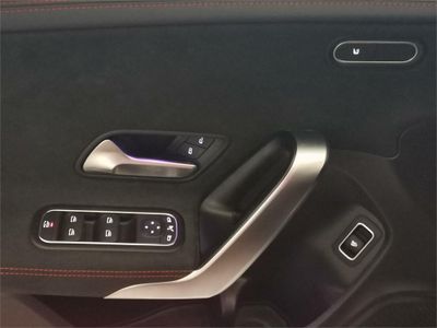 Mercedes CLA 200