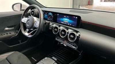 Mercedes Clase A 180 d AMG Line (EURO 6d)
