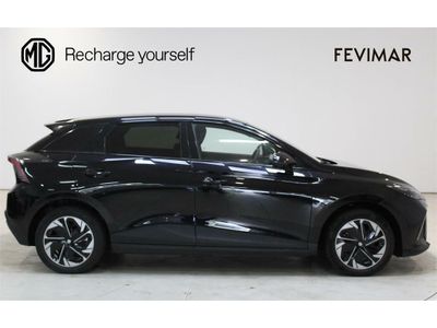 MG MG4 64kWh Luxury