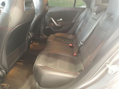 Mercedes CLA 200