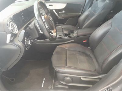 Mercedes CLA 200