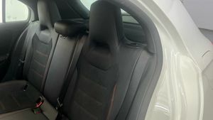 Mercedes Clase A 200 d AMG Line (EURO 6d)  - Foto 2