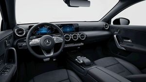 Mercedes Clase A Sedán A 180 d  - Foto 2