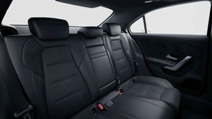 Mercedes Clase A Sedán A 180 d  - Foto 2
