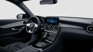 Mercedes GLC 200 d 4Matic AMG Line (EURO 6d)  - Foto 2