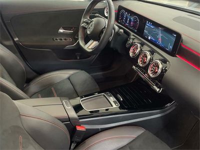 Mercedes CLA 200