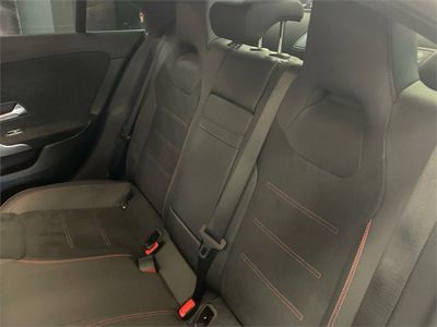 Mercedes CLA 200