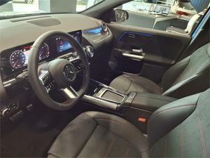 Mercedes GLA 200 D  - Foto 2