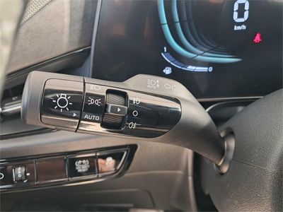 Kia Niro 1.6 GDi HEV 104kW (141CV) Drive
