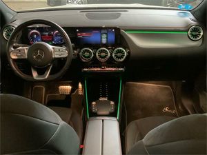Mercedes EQA EQA 300 4MATIC  - Foto 2