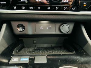 Nissan X-Trail 5pl 1.5 e-4ORCE 158kW 4x4 A/T Acenta  - Foto 2