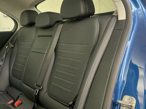 Mercedes Clase C 200 d Berlina  - Foto 2