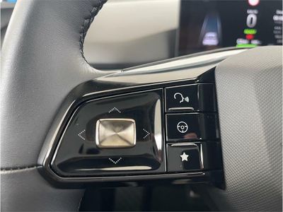 MG MG4 64kWh Luxury
