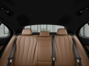 Mercedes Clase E 220 d berlina  - Foto 2