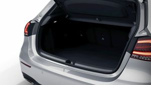 Mercedes Clase A 180 AMG Line (EURO 6d)  - Foto 2