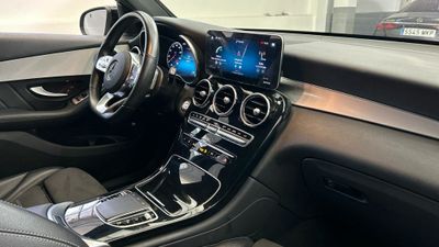 Mercedes GLC 200 d 4Matic AMG Line (EURO 6d)