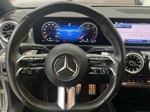 Mercedes CLA 200 d AMG Line (EURO 6d)  - Foto 2