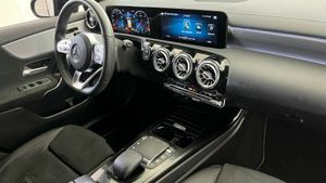 Mercedes Clase A 180 d AMG Line  - Foto 2