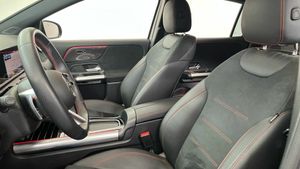 Mercedes GLA 200 d  - Foto 2