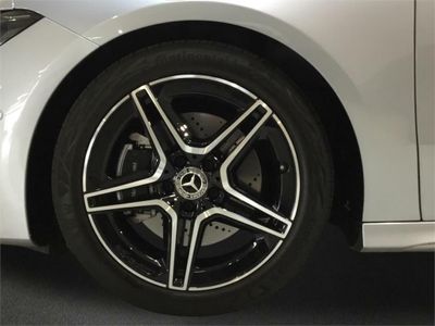 Mercedes CLA 200