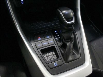 Toyota Rav4 2.5l 220H Advance