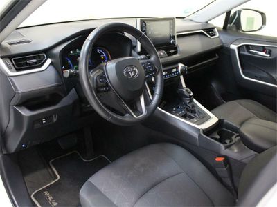 Toyota Rav4 2.5l 220H Advance