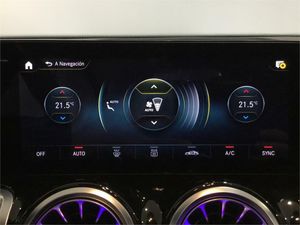 Mercedes Clase GLB 2.0 GLB 200 D DCT 110KW (150CV)  - Foto 2