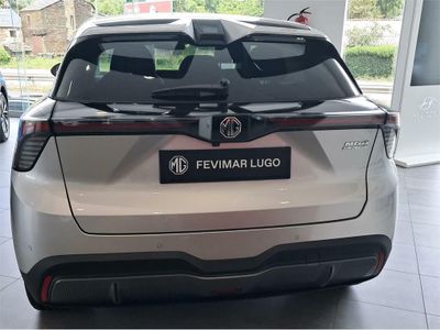 MG MG4 64kWh Luxury