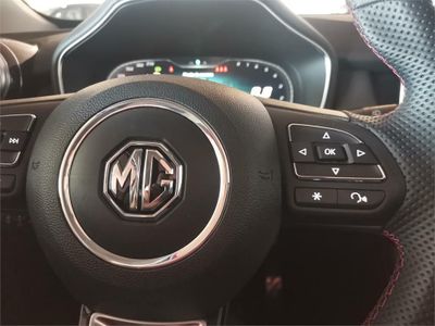 MG HS 1.5 Turbo GDI Luxury DCT