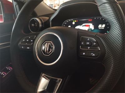 MG HS 1.5 Turbo GDI Luxury DCT