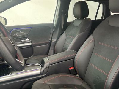 Mercedes GLA 200